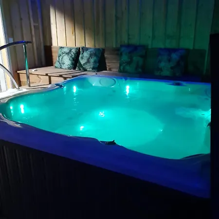 Love-room De La Truffiere Hodinový hotel Bertric-Burée