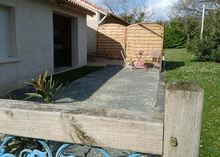 Love-room De La Truffiere Motel para Casais